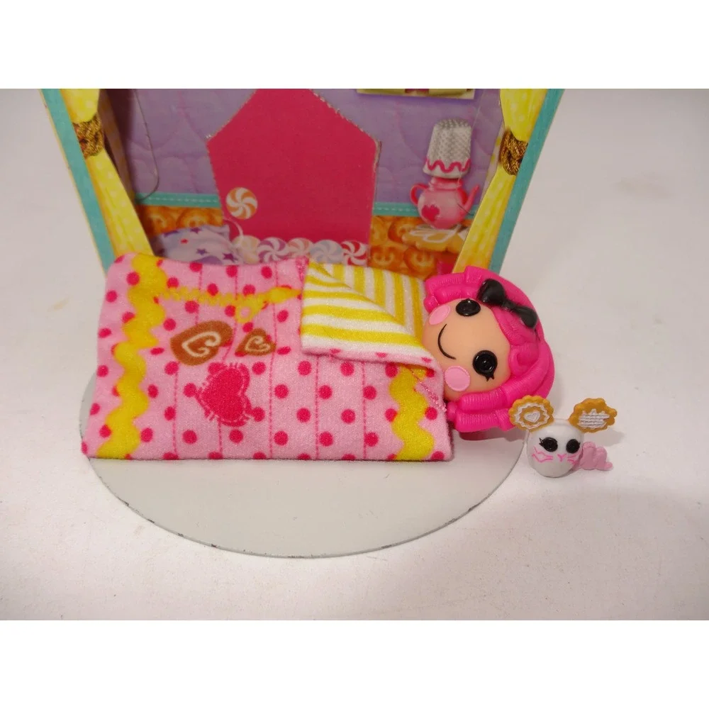 Mini Lalaloopsy Doll Playset Crumbs Sugar Cookie Bedroom House MGA Entertainment